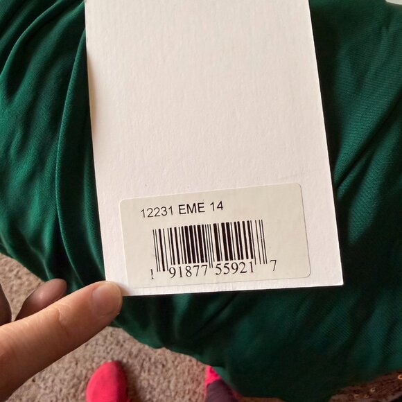 Mac Duggal Green Formal Dress - Picture 4 of 7